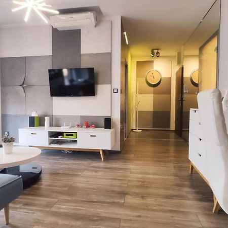 Wroclawska 80 By Homeprime Cracovie Extérieur photo